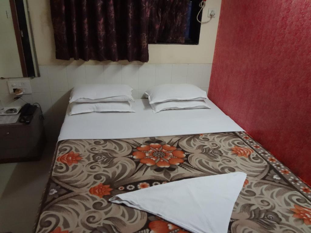 Hotel Sapphire Residency Mumbai Room photo