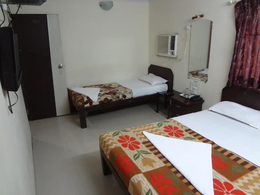 Hotel Sapphire Residency Mumbai Exterior photo